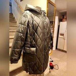 Women's winter jacket, silver with a hood. Made in Turkey. Size L-XL